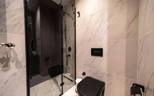 Classy, modern furnished residence security benesta 129