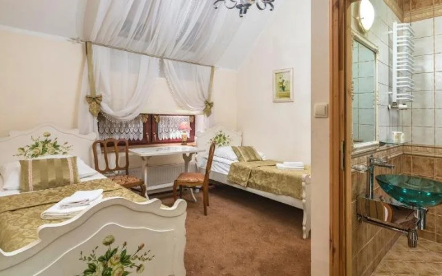 Hotel Maria Helena