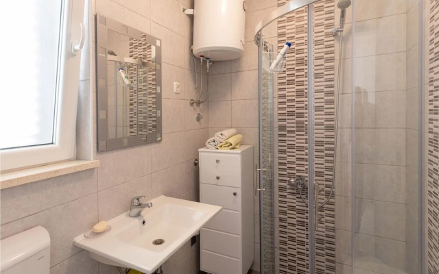 Stunning Home in Komarna With 2 Bedrooms and Wifi