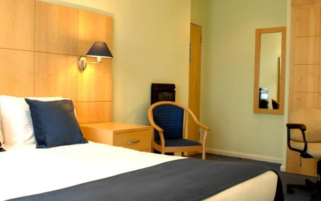 Lysses House Hotel