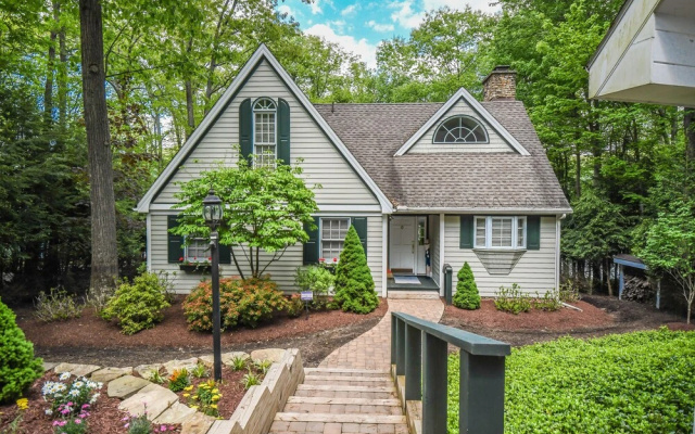 Quiet Retreat Four bedroom Holiday Home