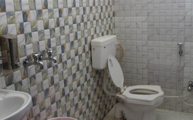Hotel Gokul inn