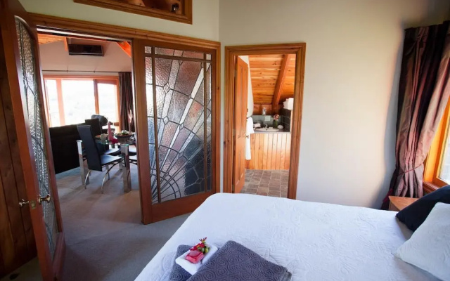 Kauri House