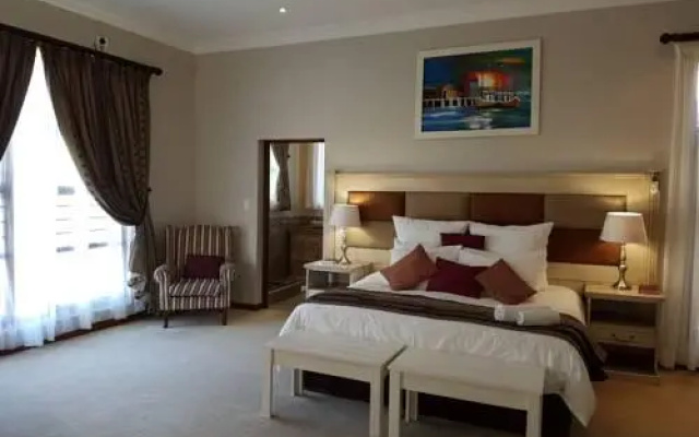 Summerset Place Country House