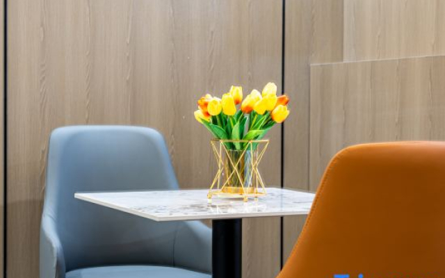 Rezen Select Hotel