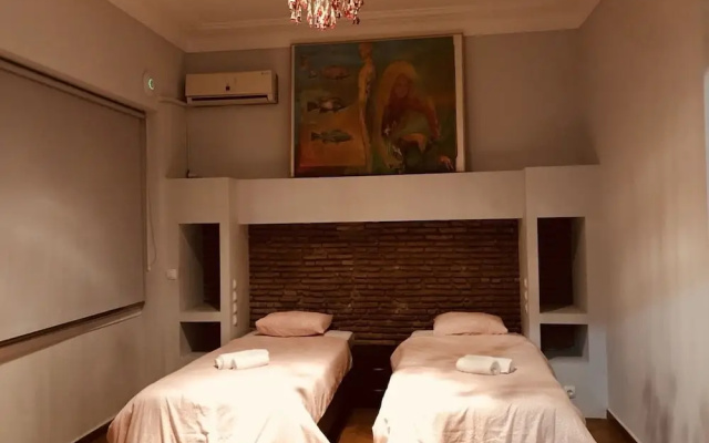 Spacious comfortable for 7