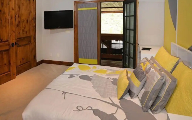 Intermountain Chalet