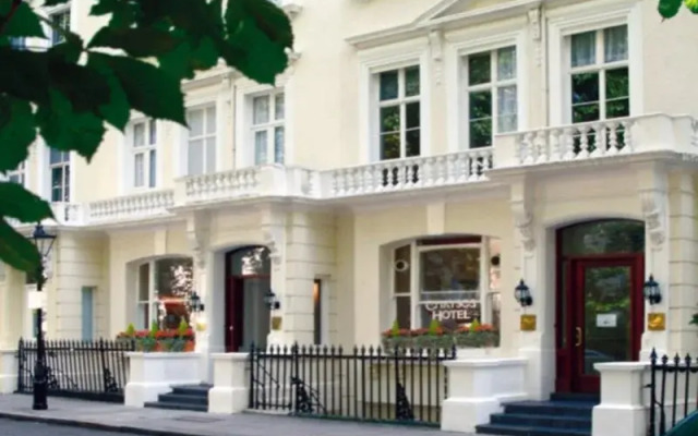 Chrysos Hotel вид на фасад