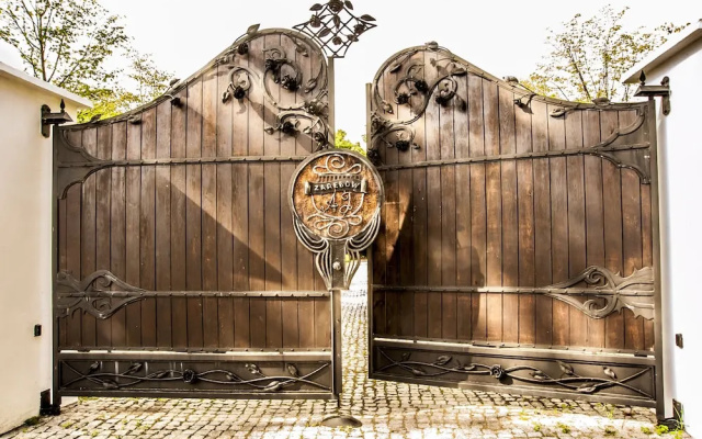 Różana Rezydencja Wellness - Adults Only