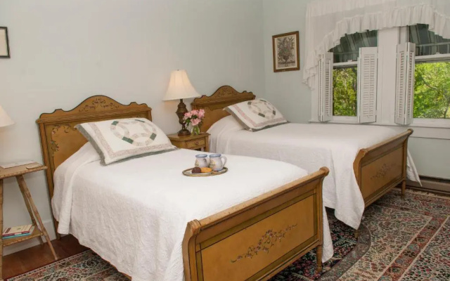 The Orchard Inn