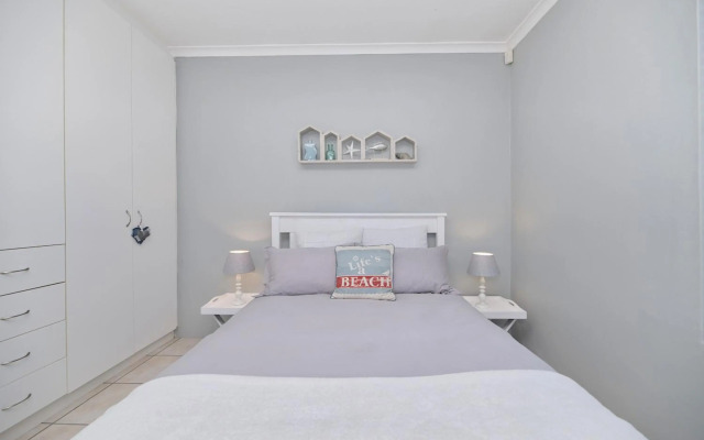 Struisbaai Holiday Home