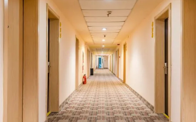 Grace Inn Hotel (Tai'an Taishan Railway Station Tianwai Village)