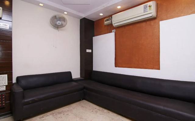 OYO 23223 Sagar Deluxe