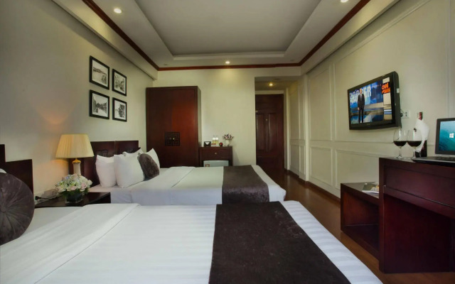Viet Premium Hotel by Lake View Hospitality