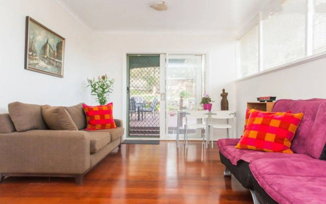 Eltham Retreat Guest House