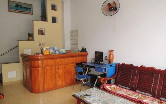 Duy Hung Hotel