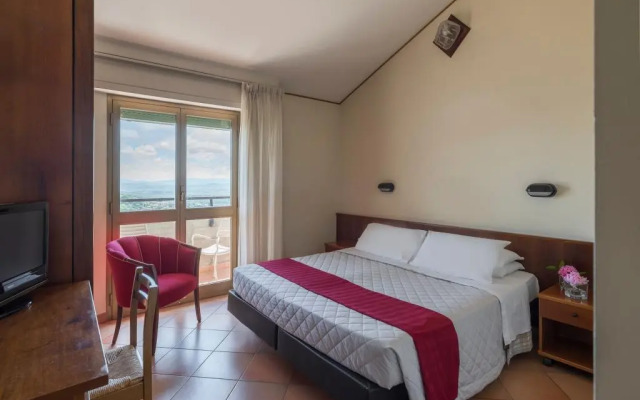 Hotel Miralaghi