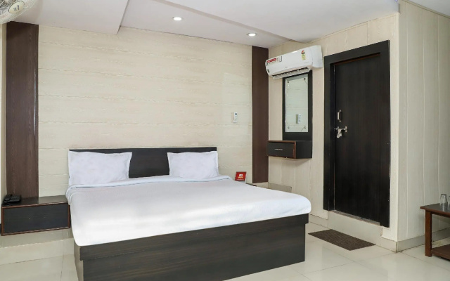 OYO 35425 Hotel Duke Inn