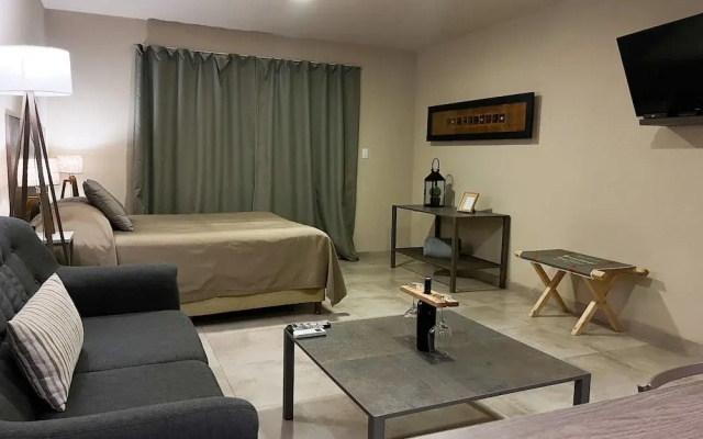 Tres Cruces Lodge