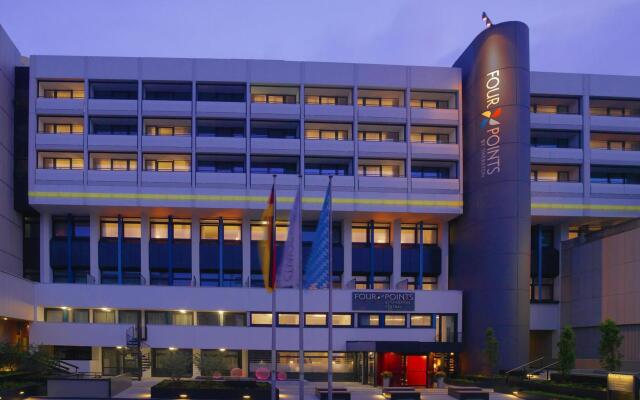 Отель Four Points By Sheraton Munich Central вид на фасад