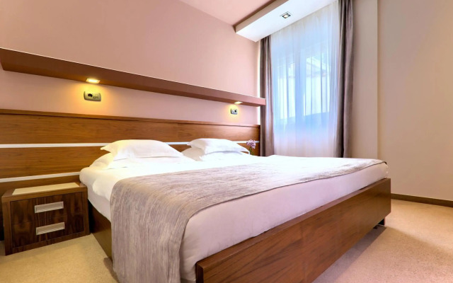 Hotel Plaza Omis