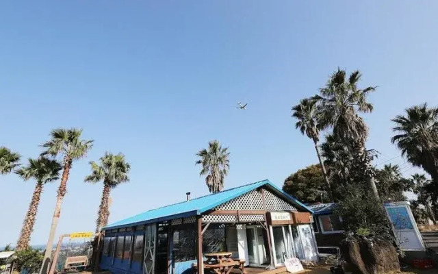 Jeju Park Village Pension