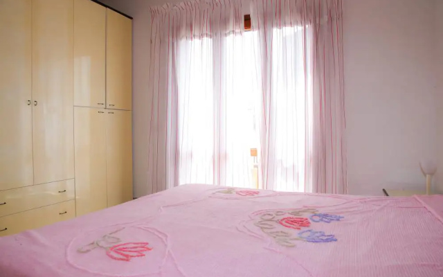 San Teodoro Lu Fraili Apartments