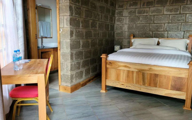 Babylon Lodge