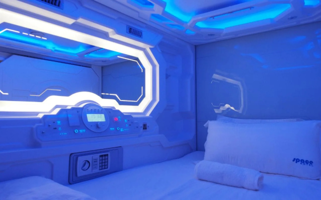 Space Hotel