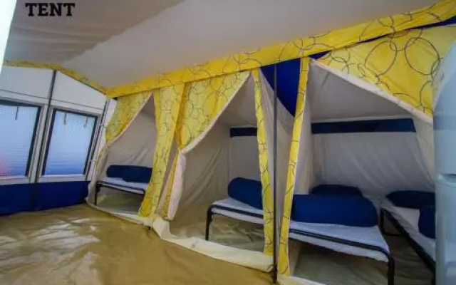 Easyatent Bungalow Tent Vestar