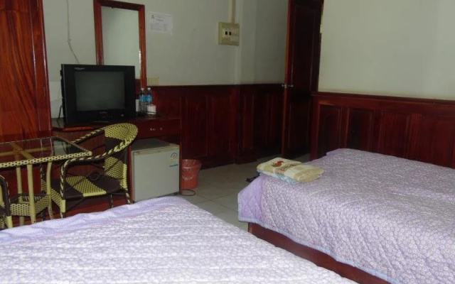 Sonsay Hotel