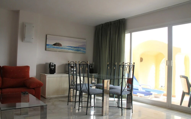 Spectacular Apartment in Puerto Marina, Next to the Beach,