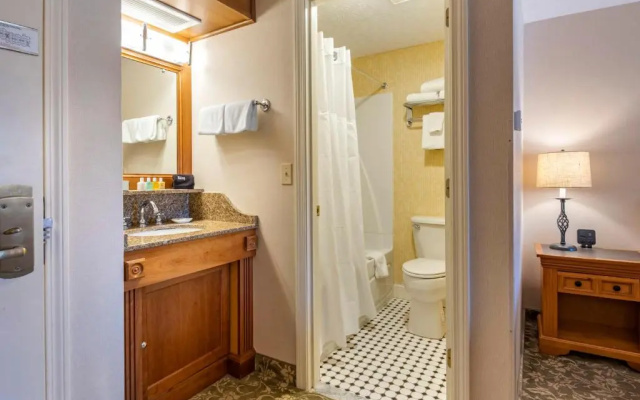 The Meadowmere Resort