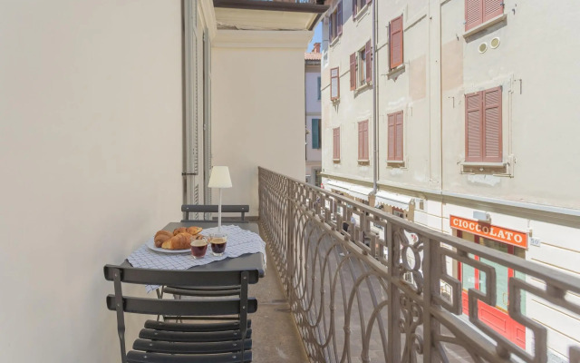 Via Indipendenza 45 in Como