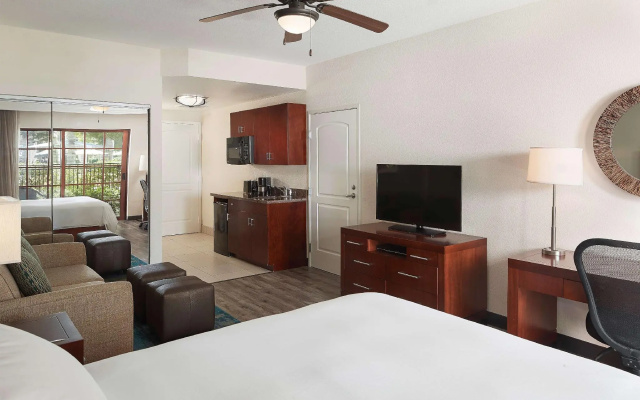 Hilton Grand Vacations at MarBrisa