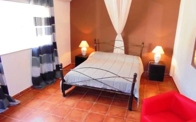 Villa - 4 Bedrooms with Pool and WiFi - 102030