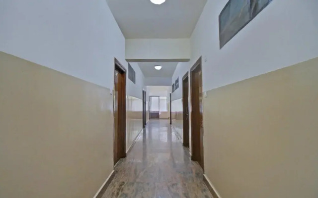 Taj Residency Boarding & Lodging by OYO Rooms