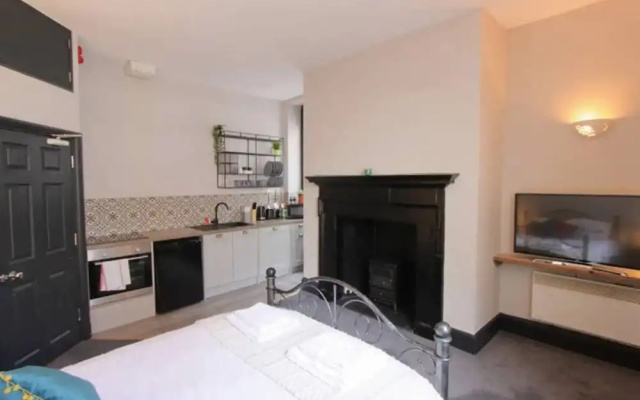 Central Bristol Bohemian Studio