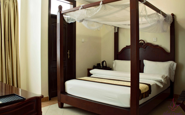Island Paradise Inn
