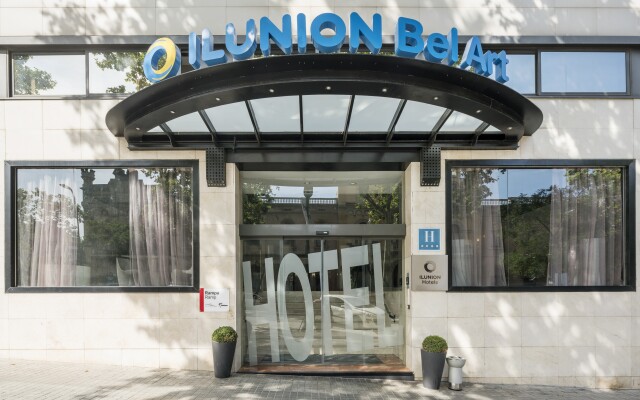 Отель ILUNION Bel-Art вид на фасад