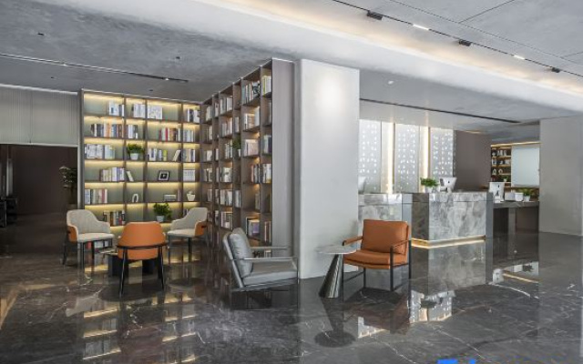 Mehood Lestie Hotel