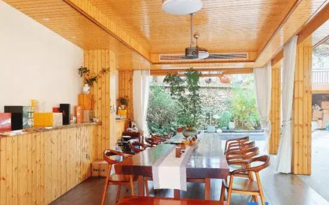 Petrichor Tea Lodge