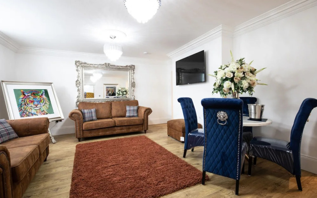 Ridley House Apartments