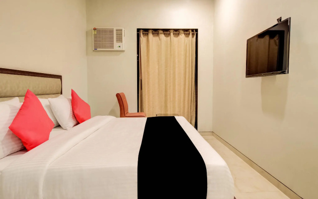 Capital O 65429 Hotel Merakee