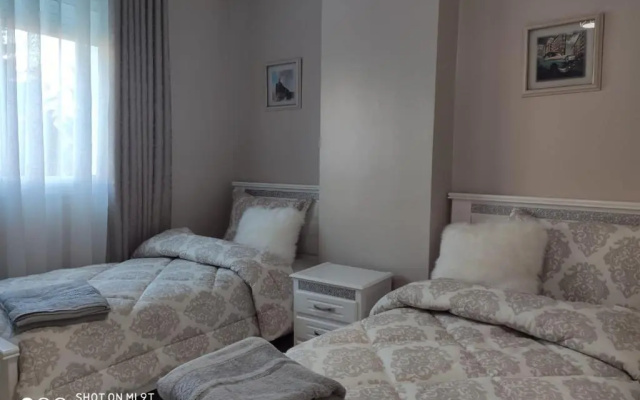 Luxury 9-bed Villa, Pool,Gym,Spa,Cinema,Games Room