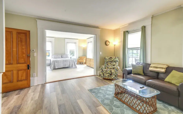 Kennebunk Apartment w/ Local Beach Access!