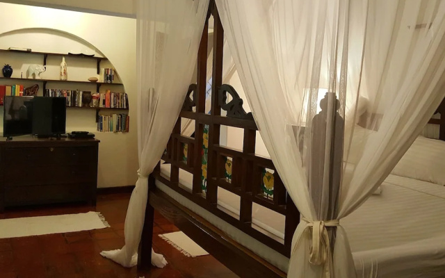Luna House Malindi