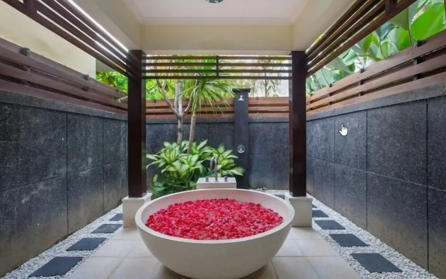 Samudra · Luxury 9-Br Private Pool Villa Umalas Bali