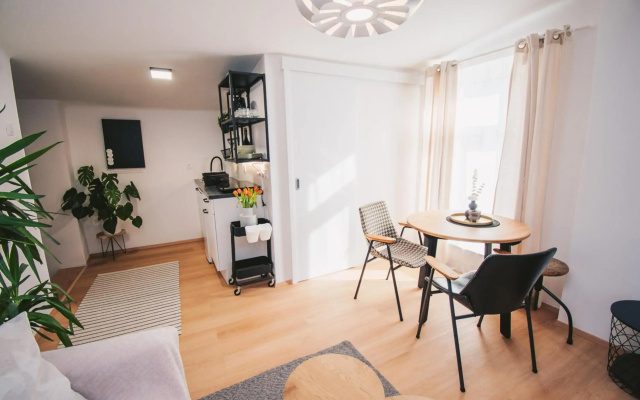 NA Apartments