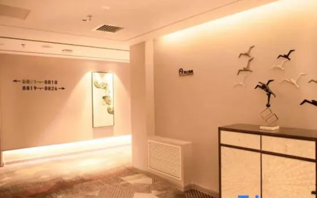 Mome Hotel